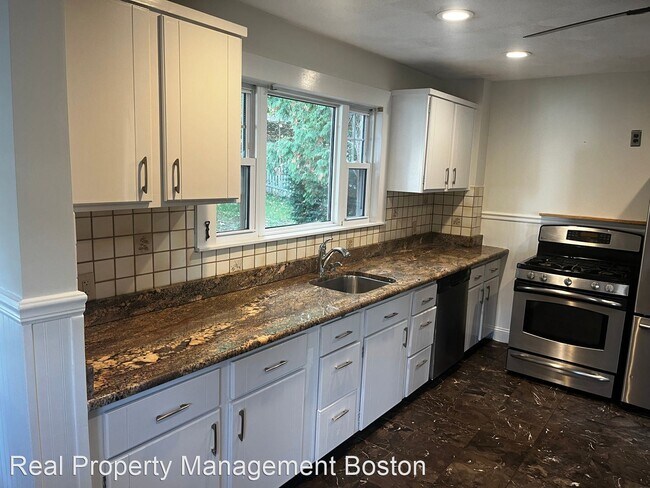 Foto del edificio - 3 br, 1 bath House - 124 Floral Ave