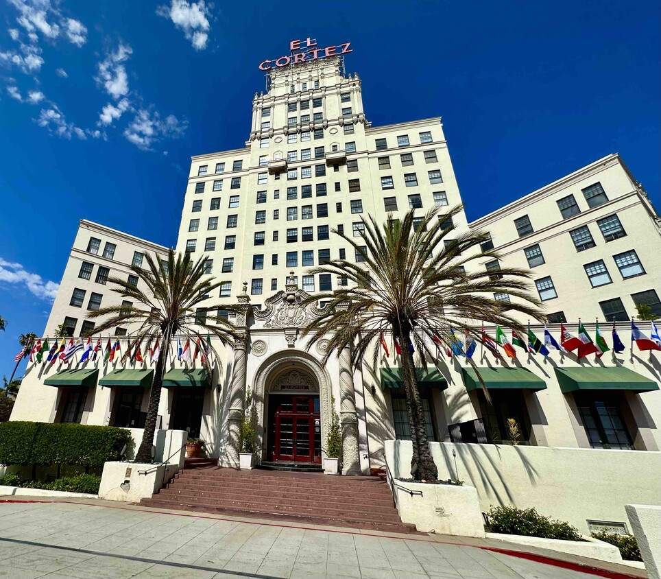 Historic El Cortez Building - 702 Ash St