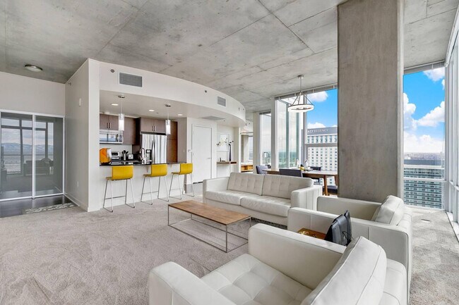 Foto del edificio - 1324 Champa St