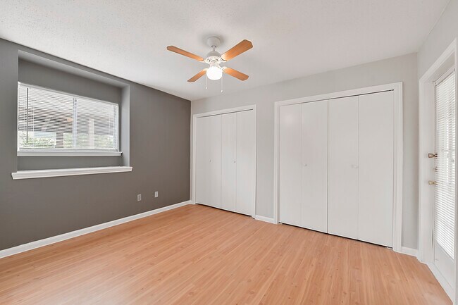 Foto del edificio - Cedar Creek Apartments