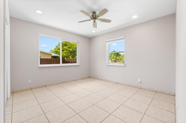 Foto del edificio - 3568 Carlton Rd