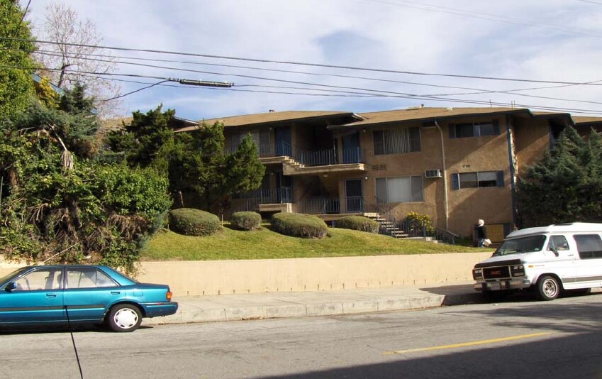 Foto principal - 3227 Altura Ave