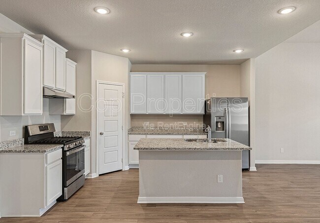 Foto del edificio - 5103 Topaz Bnd