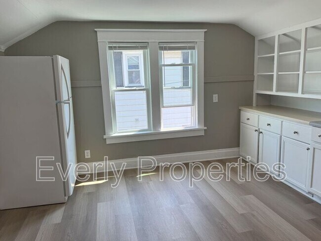 Foto del edificio - 6637 19th Ave