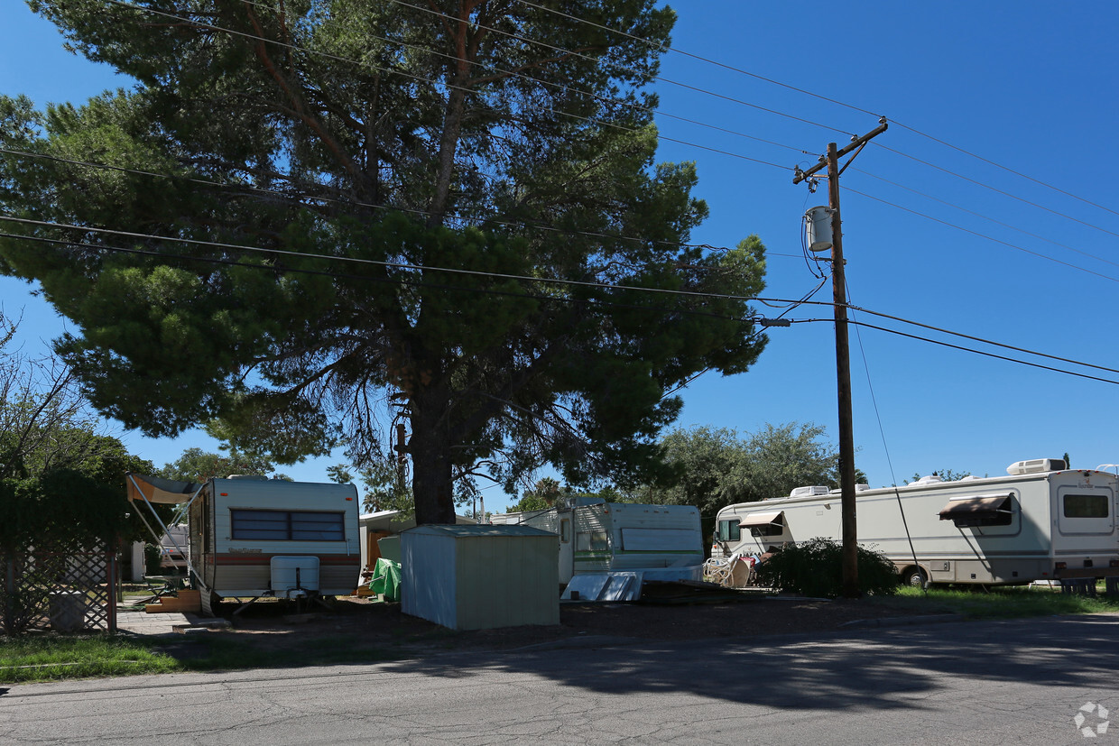 Primary Photo - Linda Vista Trailer Park