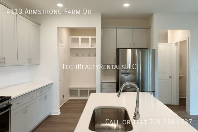 Building Photo - 4113 Armstrong Farm Dr