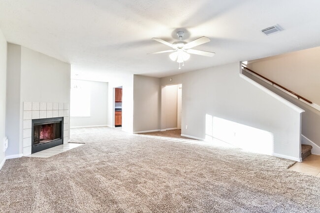 Building Photo - 6803 Hedgewick Dr