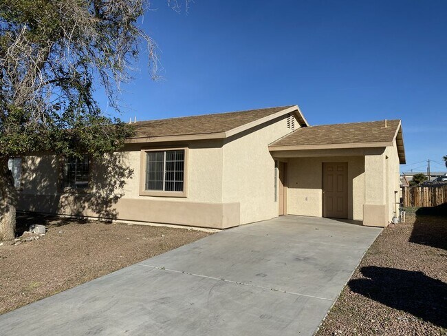 Building Photo - PALMA QUARTZ