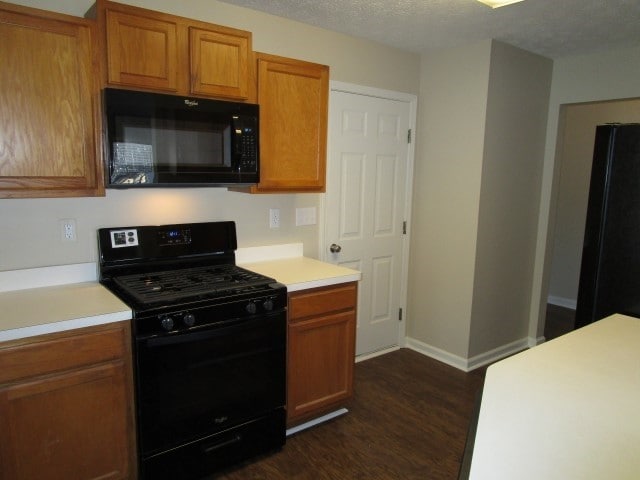 Building Photo - 305 Brannans Ct