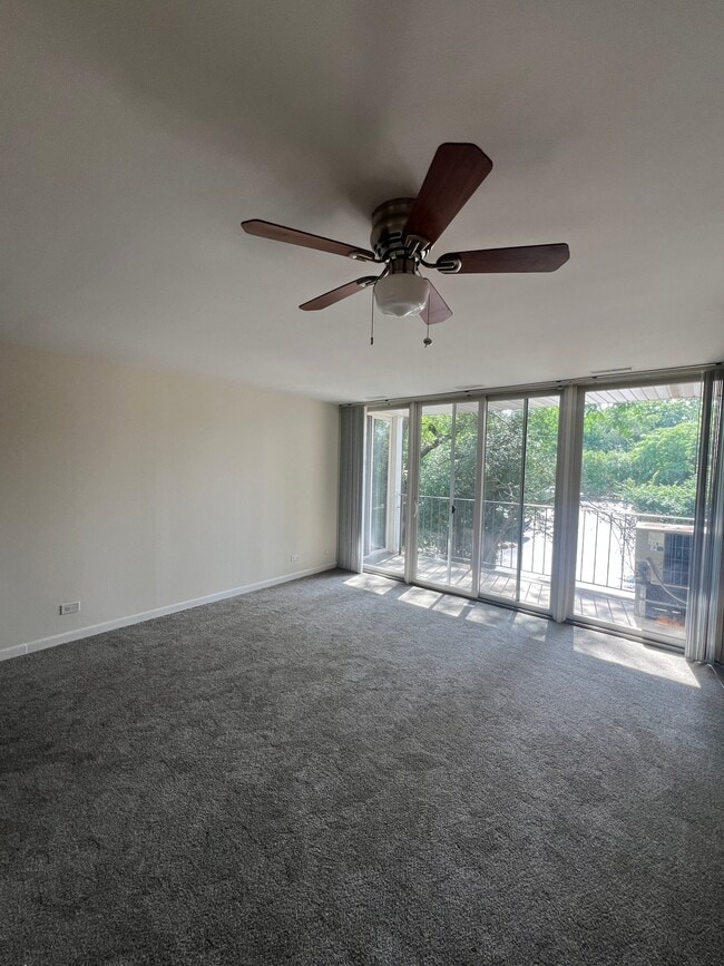 Building Photo - 5550 Abbey Dr
