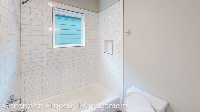 Foto del edificio - 3 br, 2.5 bath House - 2351 E 19th Street