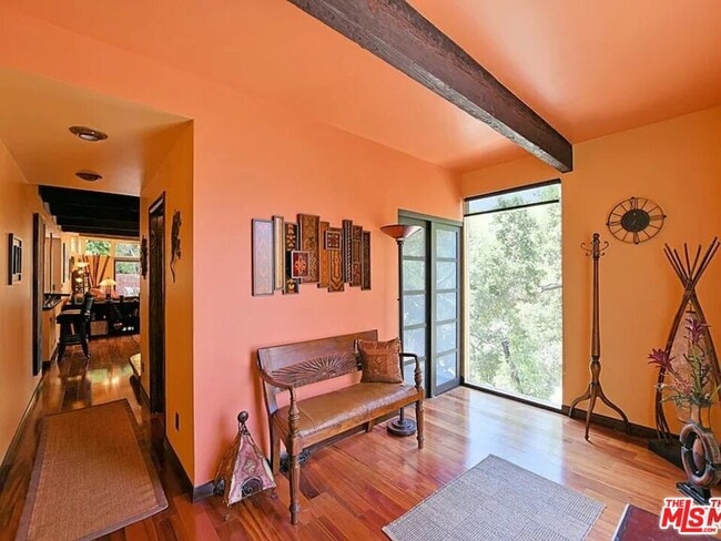 Foto del edificio - 8296 Gould Ave