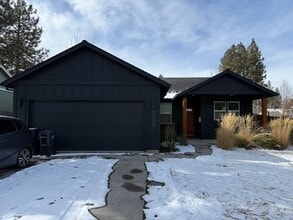 Building Photo - 61025 Lodgepole Dr