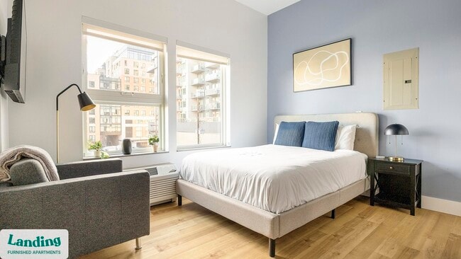 Building Photo - 135 Adams St