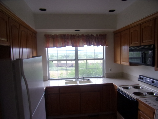 Building Photo - 2962 W Long Dr