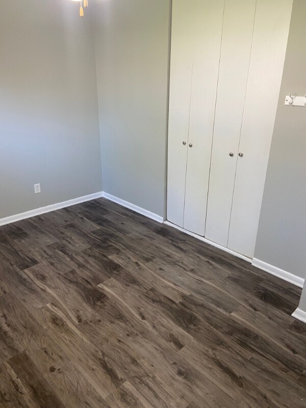 Foto del edificio - 7550 Catalpa Ave