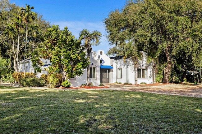 Building Photo - 7975 Sunset Dr