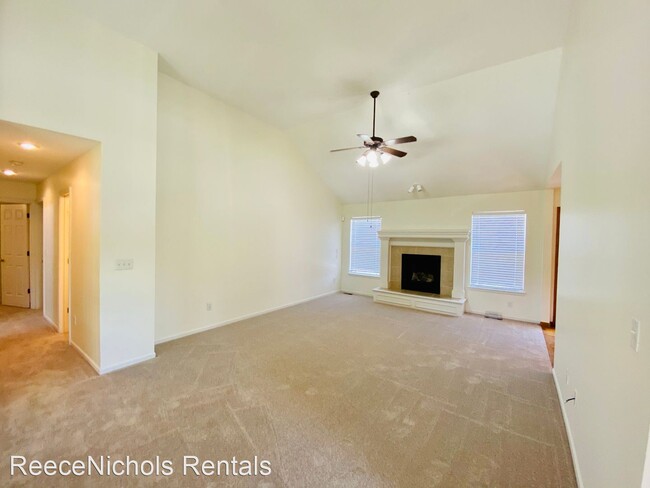 Foto del edificio - 4 br, 3 bath House - 2020 SW Rachel Lane