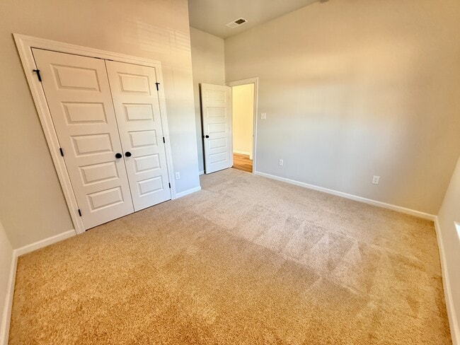 Building Photo - 16541 Aspen Ln