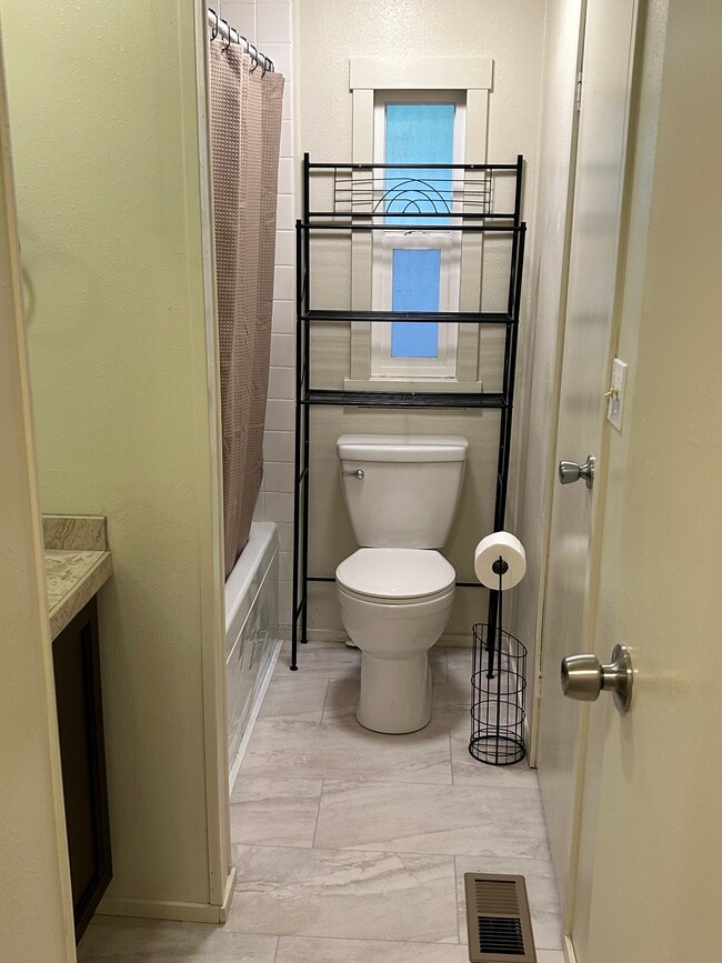 18536 NE 128th Way, Redmond, WA 98052 House Rental in Redmond, WA