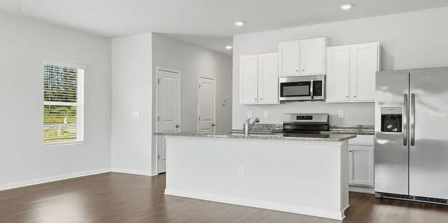 Foto del edificio - 137 Village Green Dr NW