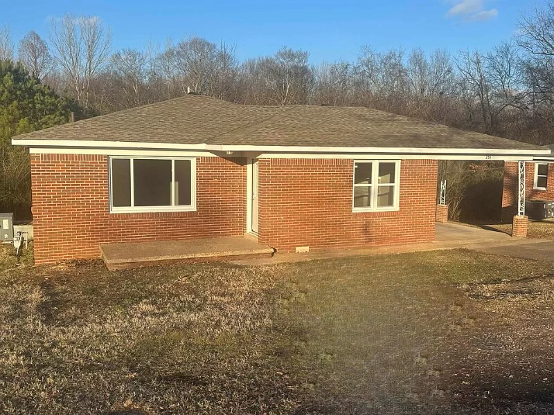 Primary Photo - 255 Hardin Rd