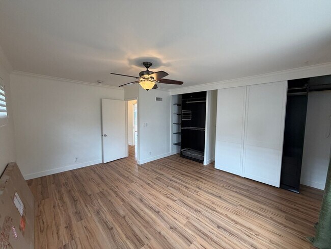 Foto del edificio - 4951 Art St