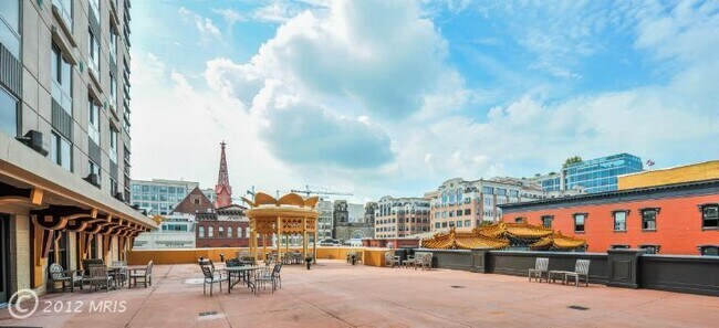 Foto del edificio - 777 7th St NW