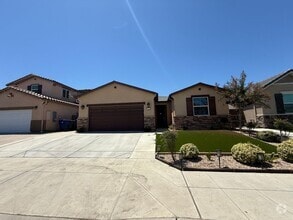 Building Photo - 7093 N La Paz Ave