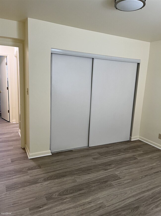 Foto del edificio - 2 br, 1 bath Condo - 4629 28th Road South C