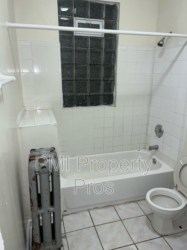 Foto del edificio - 816A W Scott St