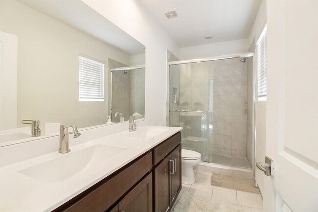 Foto del edificio - 826 SE 17th St