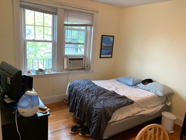 Foto del edificio - 48 Strathmore Rd