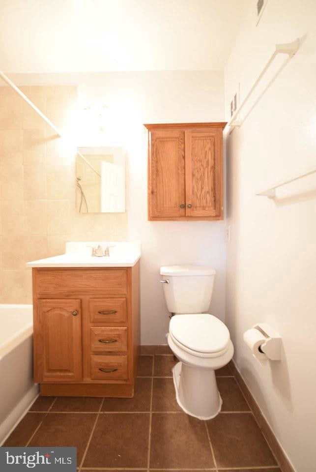 Building Photo - 7435 LITTLE RIVER Tpke
