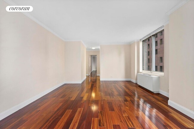 Building Photo - 145 E 48th St
