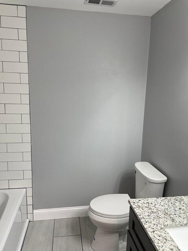 Building Photo - 1906 Delancey St