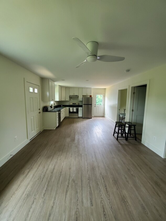 227 Hackleys Mill Rd, Amissville, VA 20106 House for Rent in