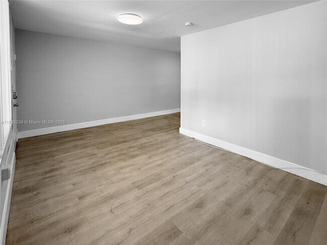 Building Photo - 6647 SW 59th Pl