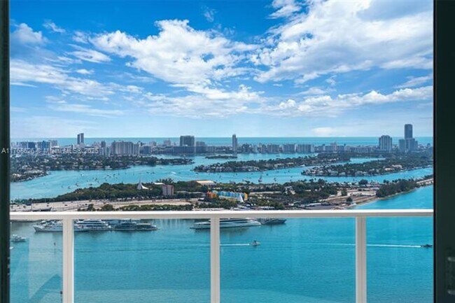 Foto del edificio - 1040 Biscayne Blvd