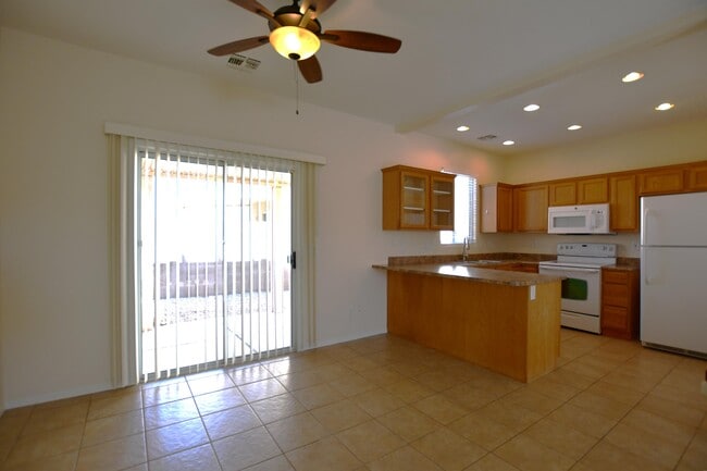 Foto del edificio - 2300 E Magma Rd