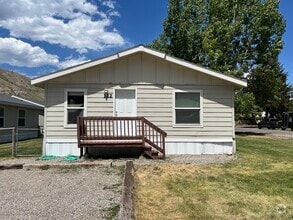 Building Photo - 122 KellyWest Kelly Trailers