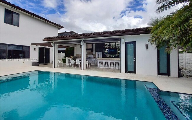 Foto del edificio - 14690 SW 17th St
