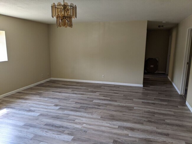Building Photo - 8076 - Foothill