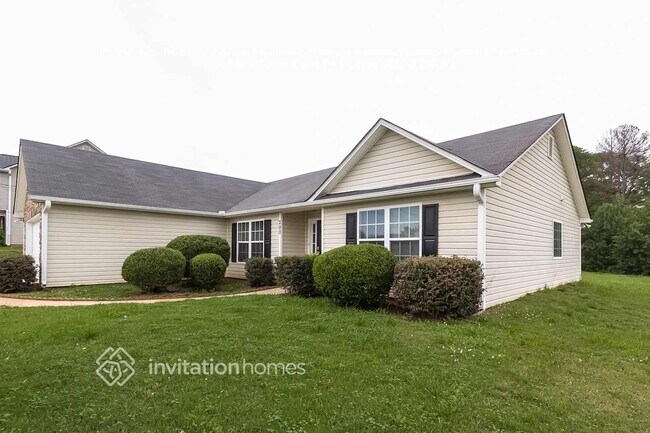 Foto del edificio - 200 Mills Creek Ln