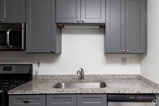 Kitchen - Summit North (N)