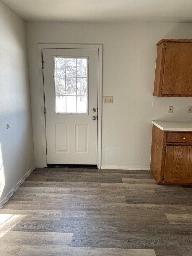 Foto del edificio - 902 W Oklahoma Ave