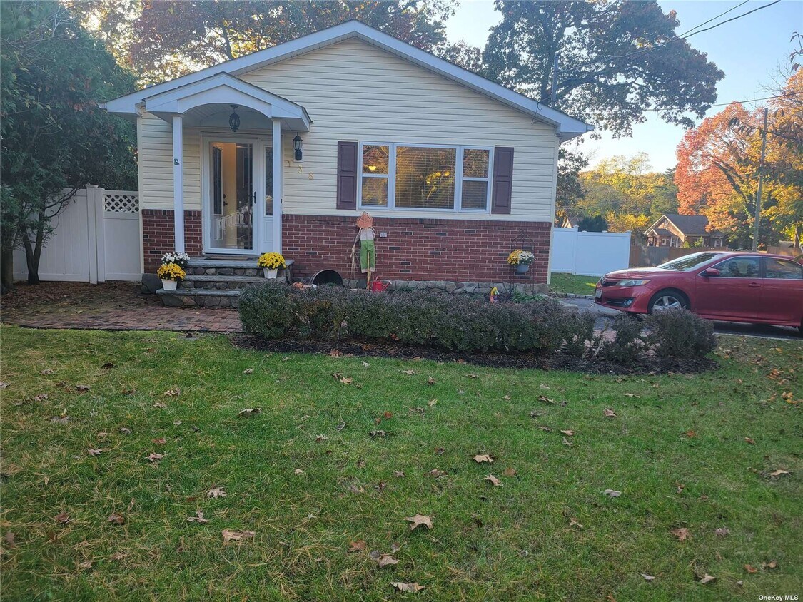 Primary Photo - 138 Dare Rd