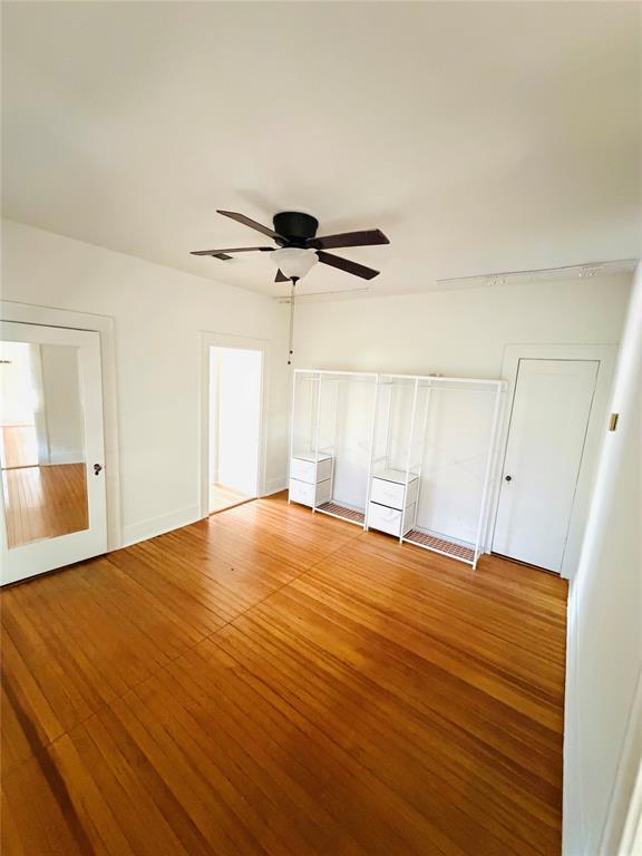 Building Photo - 3212 Oakmont Blvd