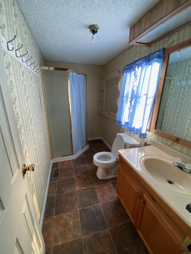 Building Photo - 335 Alcorta Ln