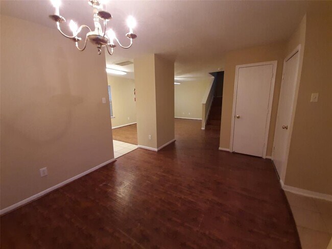 Foto del edificio - 5602 Amaranth Meadow Ln
